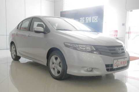 本田 鋒范經(jīng)典 2011款 1.5 自動(dòng) 精英品致版