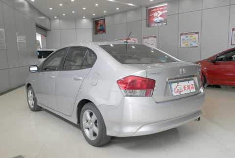 本田 鋒范經(jīng)典 2011款 1.5 自動(dòng) 精英品致版